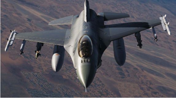 模拟飞机翱翔游戏安卓版图片1