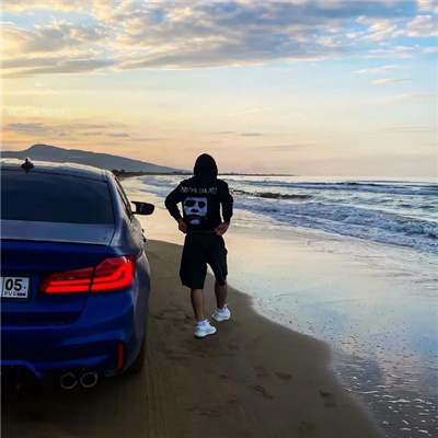 学生网名粉色系男生霸气(精选100个)