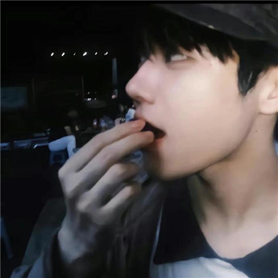 但英文和符号的男生网名(精选100个)