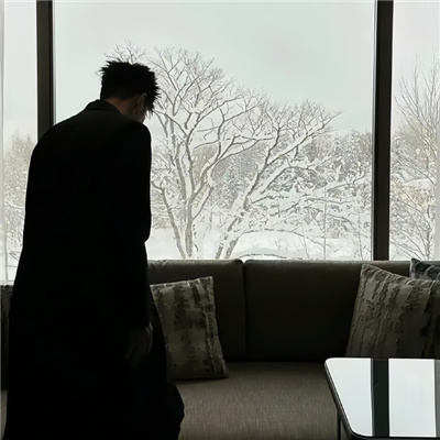 网名沙雕初中男生霸气(精选100个)