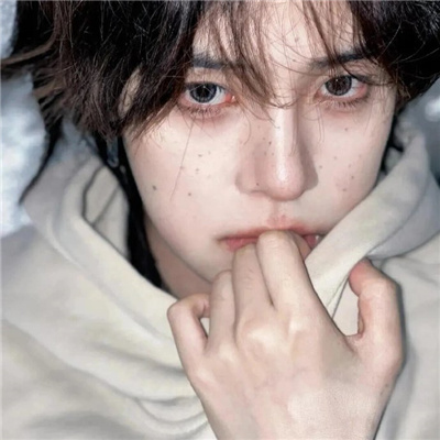 带绮罗字的网名大全男生(精选100个)