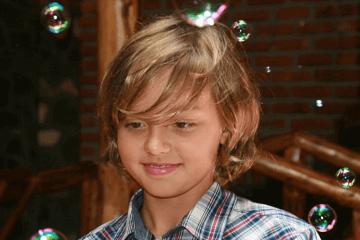 最新六月上旬出生女宝宝取名