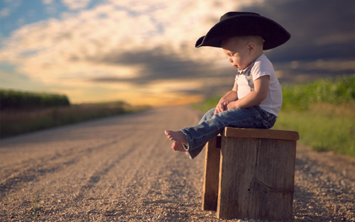 牛年缺水的男孩名字  生肖取名