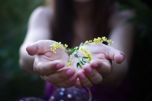 带芸字的女宝宝名字  女宝宝取名
