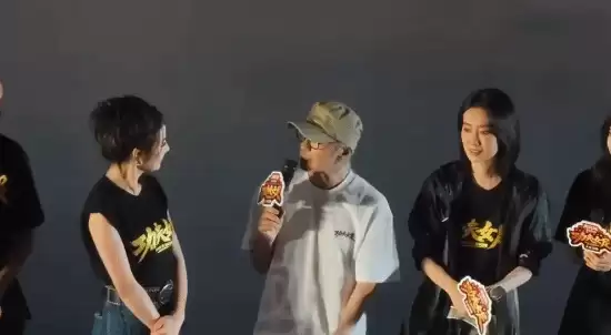 票房破5亿！周星驰直言惭愧怕辜负大家：眼角微红感谢影迷