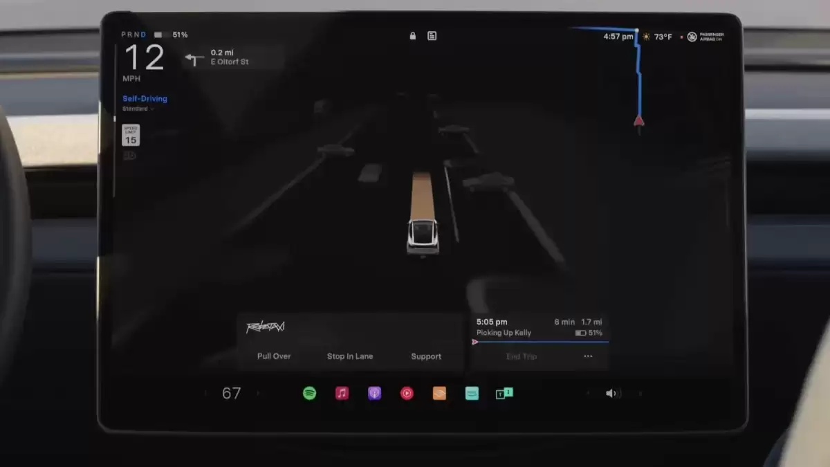 特斯拉FSD v15早期版本已上路，Robotaxi车队率先搭载