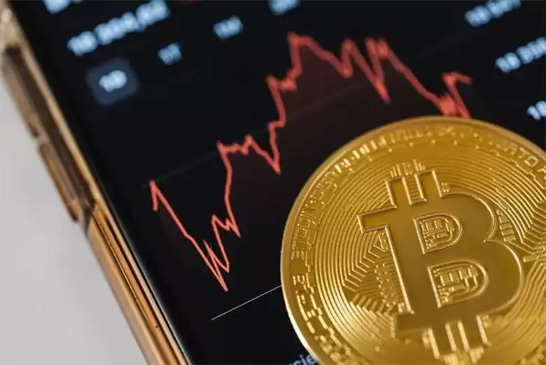 比特币风云:馅饼or陷阱?懂王入局,普通人何去何从?