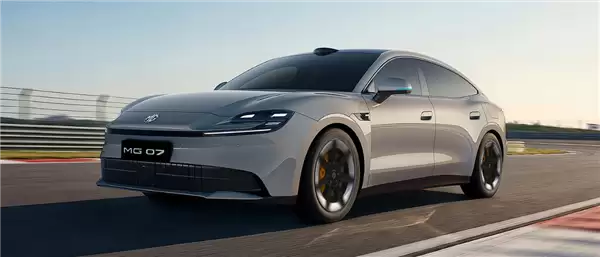 800V上车最远续航845km 上汽名爵MG 07上市：限时10.59万起