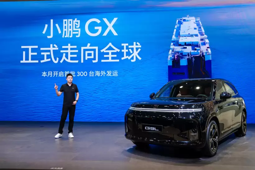 小鹏GX上市2个月交付超1.5万台，首批300台即将发运海外