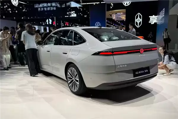 续航里程超2000km！上汽大众ID.ERA 5S上市：权益价8.99万起